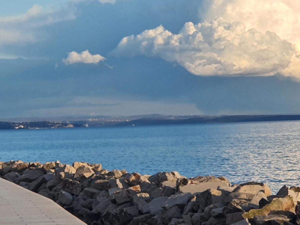 Hotel Antares Градо Екстериор снимка